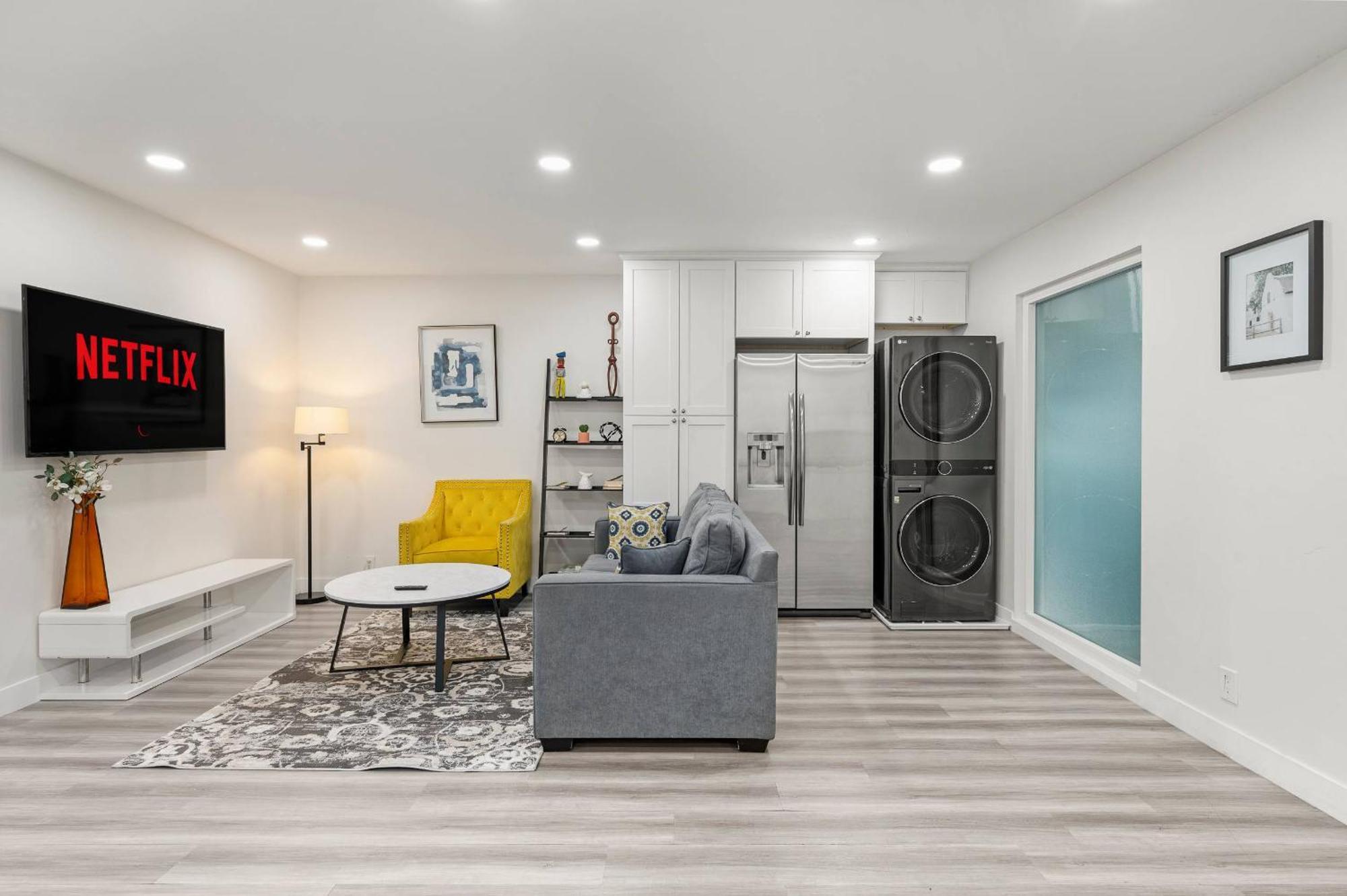 New Renovated 2B2B Apt Self Checkin Free Parking 1 Pasadena Eksteriør billede